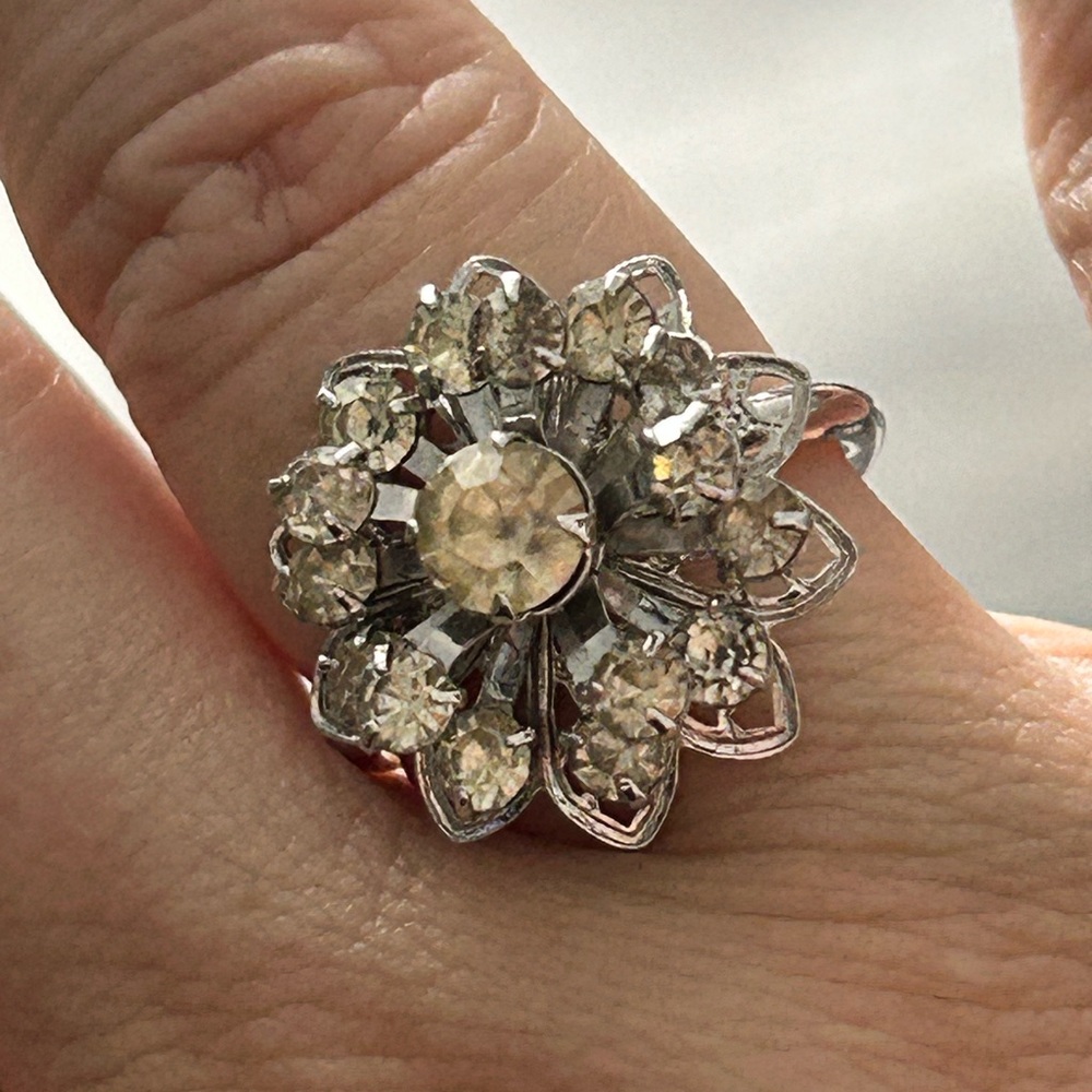 SARAH COVENTRY size 5 1/2 vintage ring 💍 - Picture 5 of 8